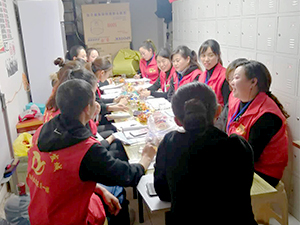 衣博汇清镇店组长座谈会圆满召开